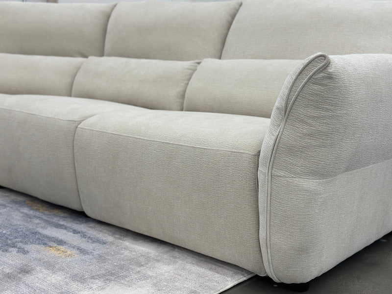 Blossom Curve Power Reclining Sectional with Console Table