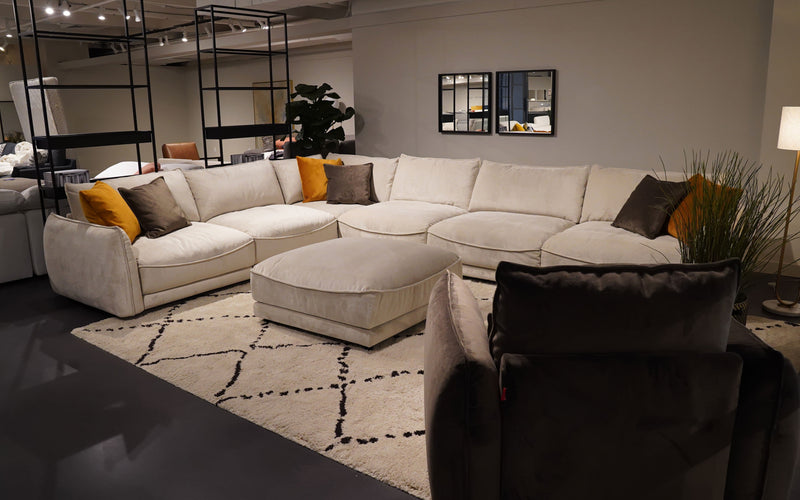 Artistic design modern sectional | Fabric | Favonius Modern Sectional Sofa | Mofit Home Furniture